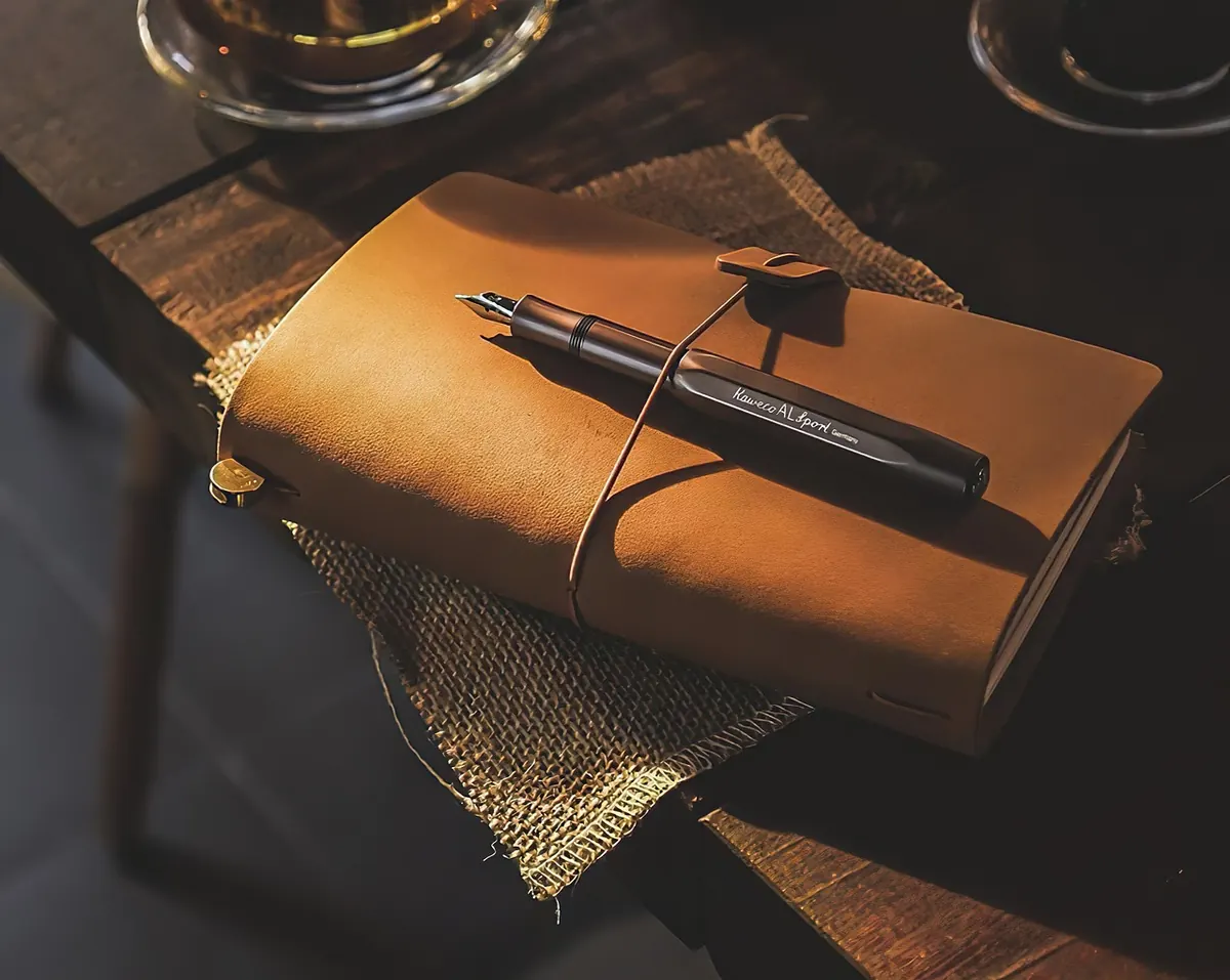 The Villanelle Explained: Form, Repetition and Modern Examples
